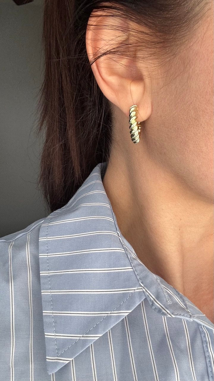 Gold Plating Heart Shape Hoop Earrings