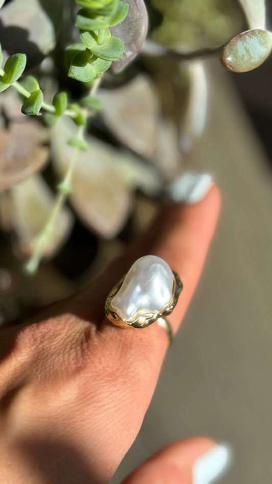 Irregular Pearl Adjustable Ring